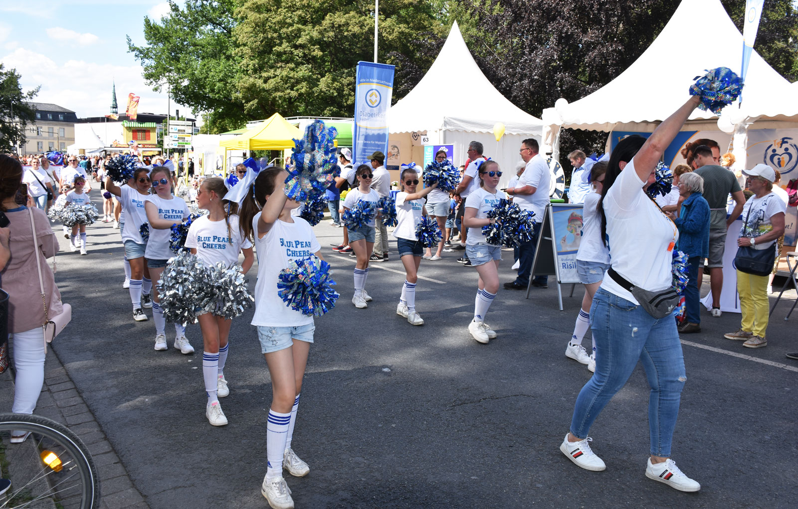 Cheerleader Cheerleader in blau