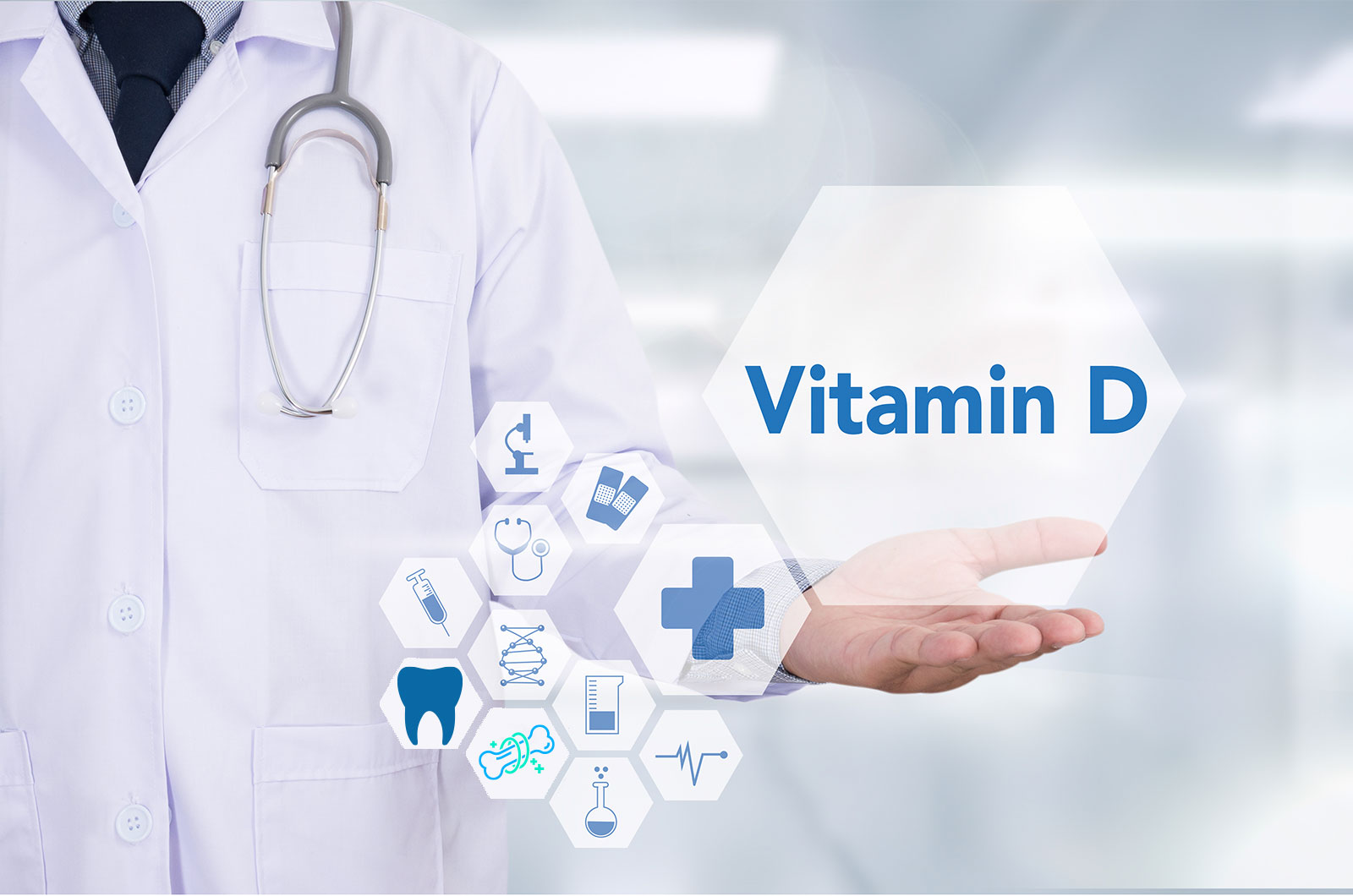 Arzt mit Stethoskop, illustriertes Vitamin D im Hexagon und weitere medizische Darstellungen  