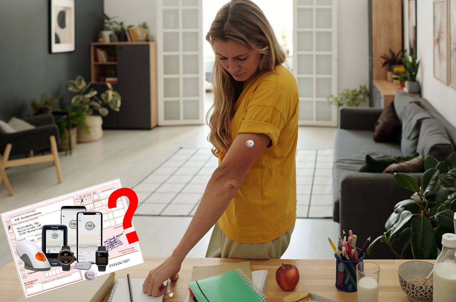 Frau mit Diabetes überwacht den Zuckerspiegel mit CGM-Gerät