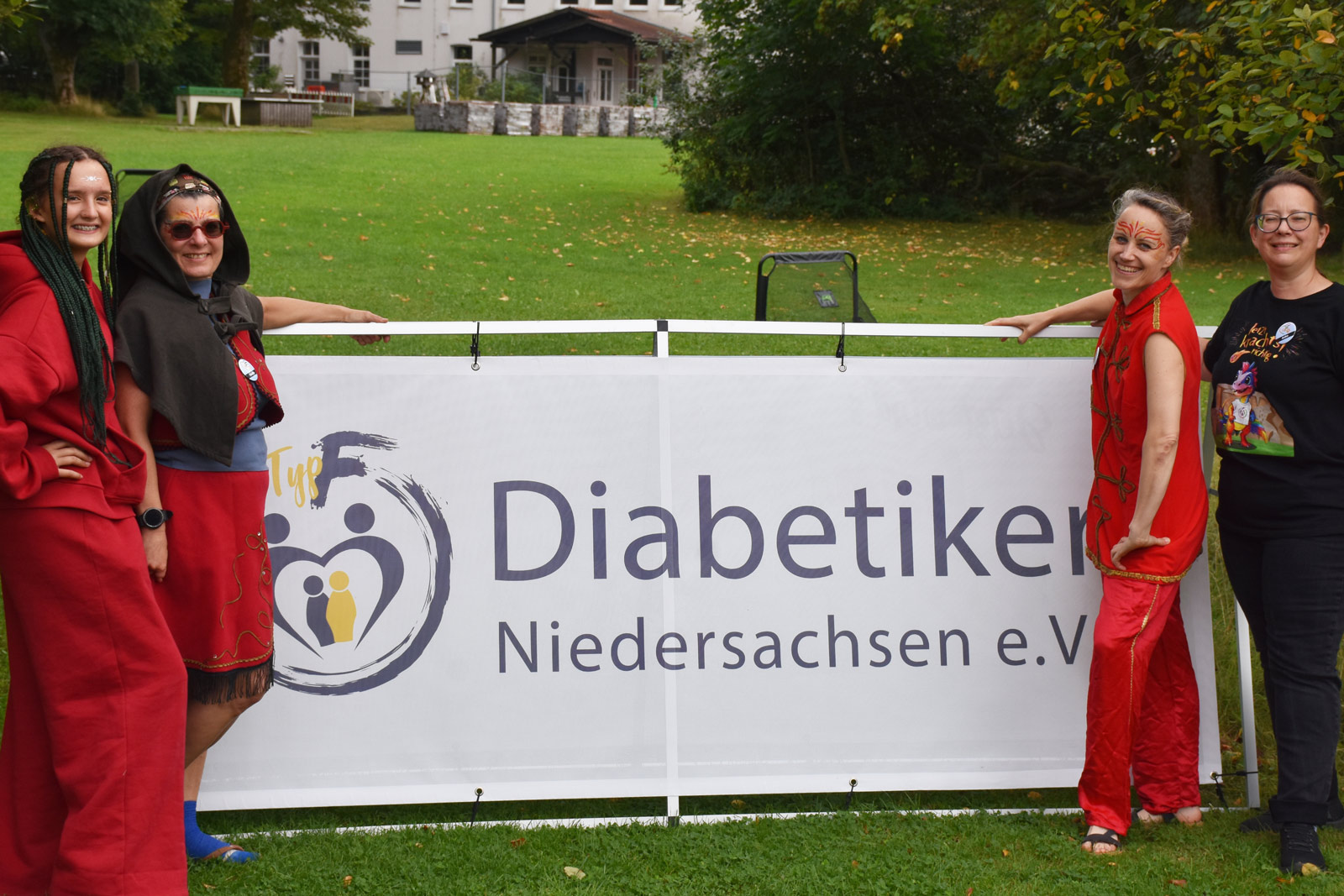 Das Team um Stephi Höll Das Team um Stephi Höll